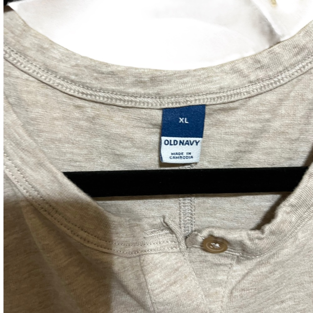 Old Navy Henley Dress - Picture 3 of 4